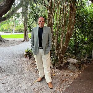 Meet your Posher, Thomas